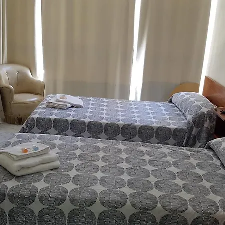 Costa Victoria بيت شباب